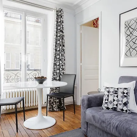Private - River Seine - Notre Dame Apartment